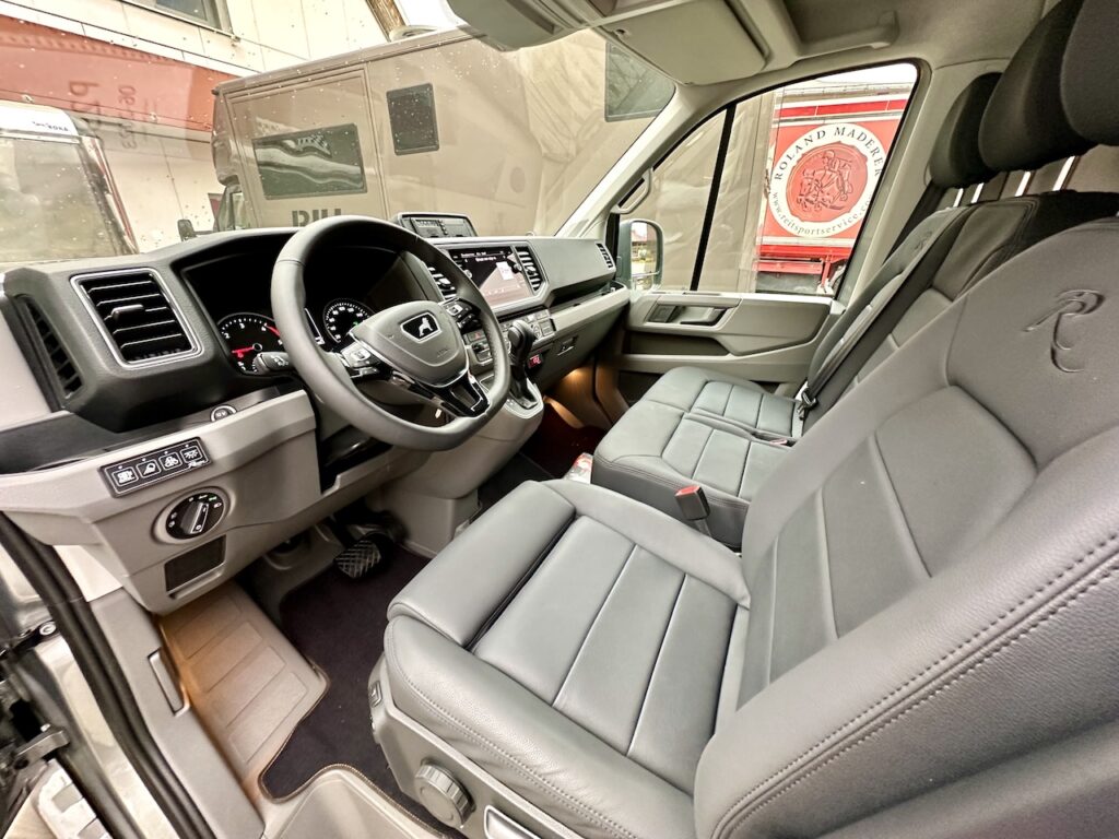 MAN TGE Roelofsen Parados Sport XL 2-Pferdetransporter