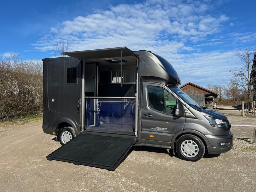 FORD Roelofsen Parados Sport 2-Pferdetransporter