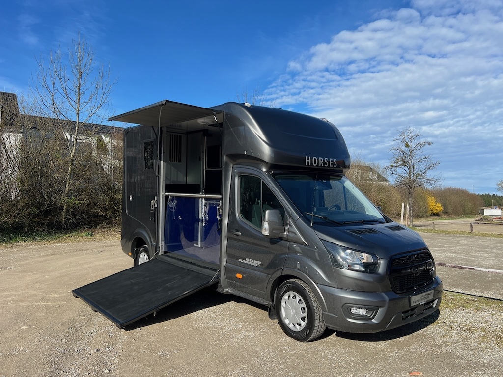 FORD Roelofsen Parados Sport 2-Pferdetransporter