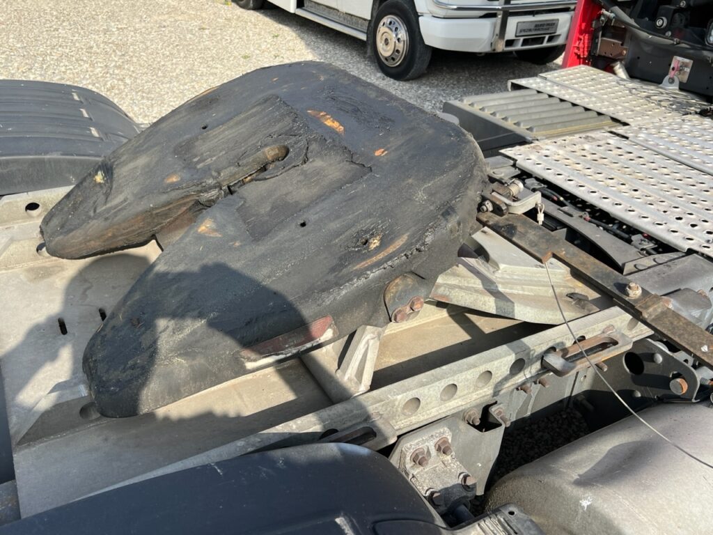 Renault Magnum Sattelzugmaschine LKW Low Liner