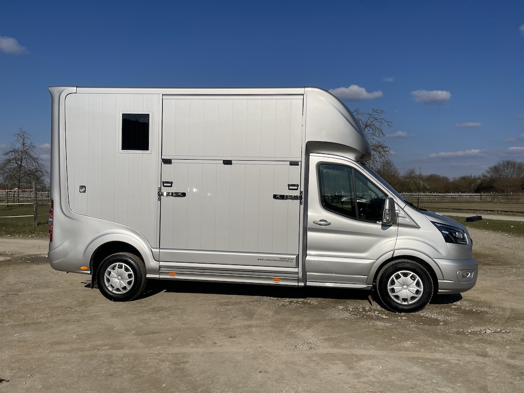 FORD Roelofsen Parados Sport 2-Pferdetransporter