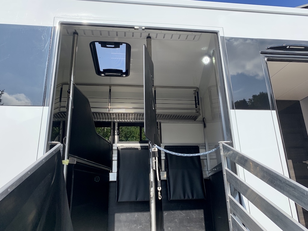 Mercedes-Benz Actros 1835 RJH Exclusive H5 Pferdetransporter