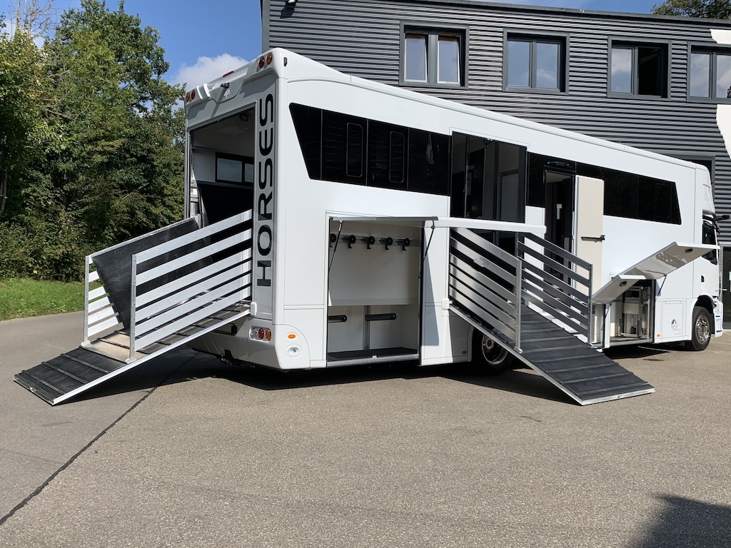 Mercedes-Benz Actros 1835 RJH Exclusive H5 Pferdetransporter