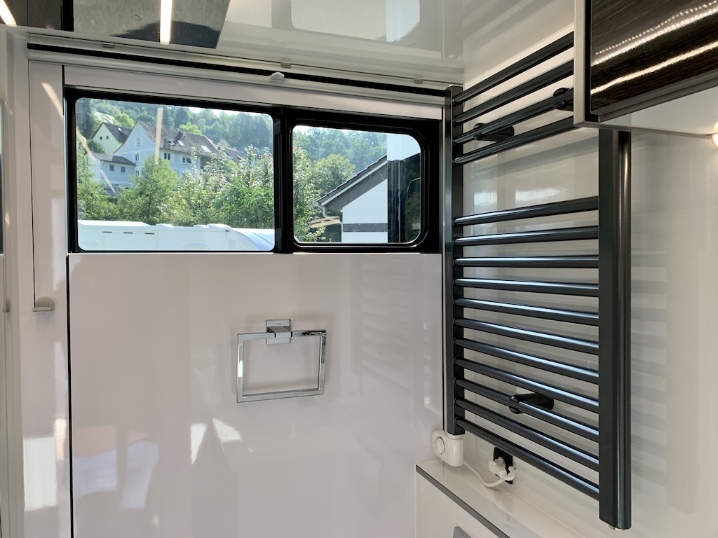 Mercedes-Benz Actros 1835 RJH Exclusive H5 Pferdetransporter