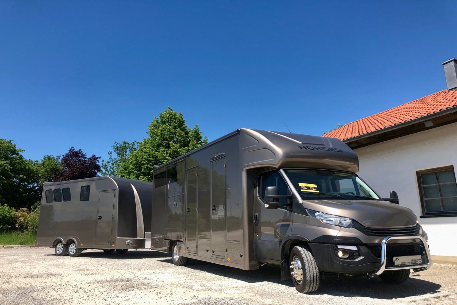 RJH Sport Pro Pferdetransporter