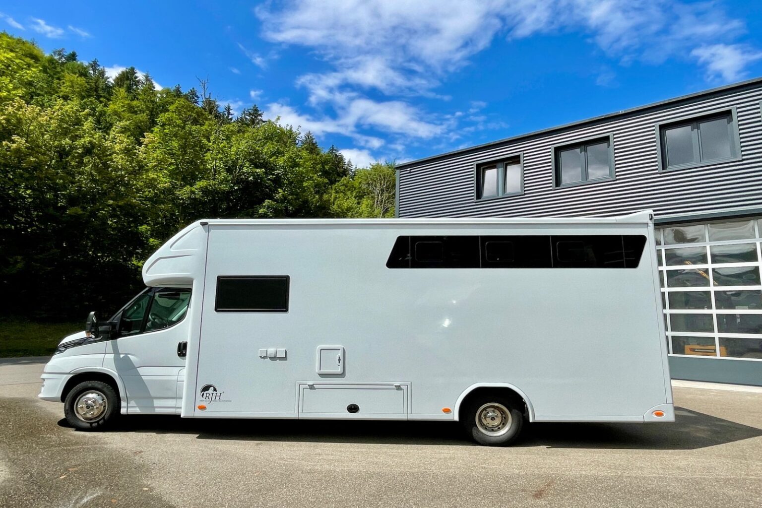 RJH Sport Pro Pferdetransporter