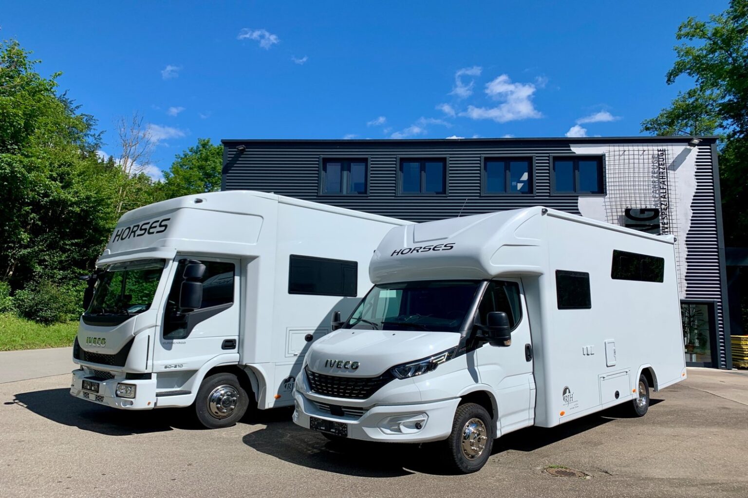 RJH Sport Pro Pferdetransporter