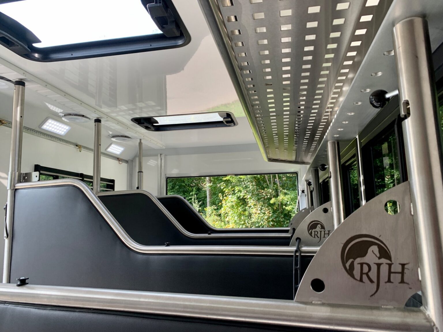 RJH Exclusive H5 Pferdeabteil