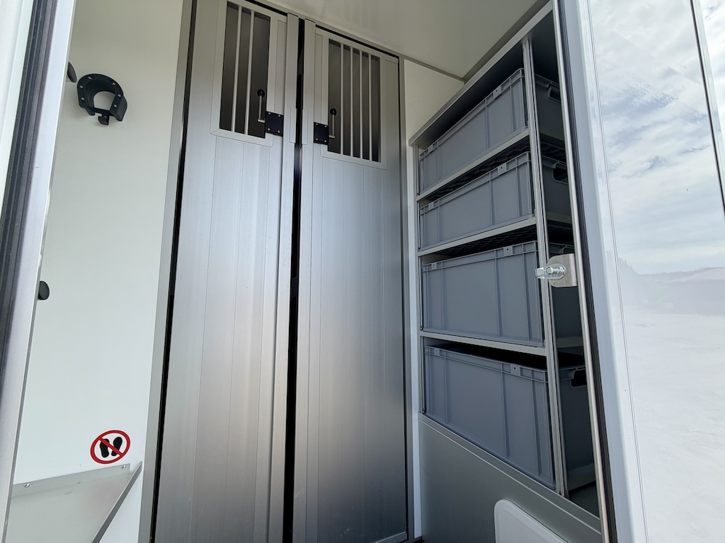 Renault Roelofsen Horse Trailer for 2 horses - latest model - high payload - SPECIAL PRICE