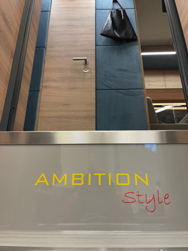 RJH "Ambition Style" Reisemobil mit Slide-Out und großer Heckgarage