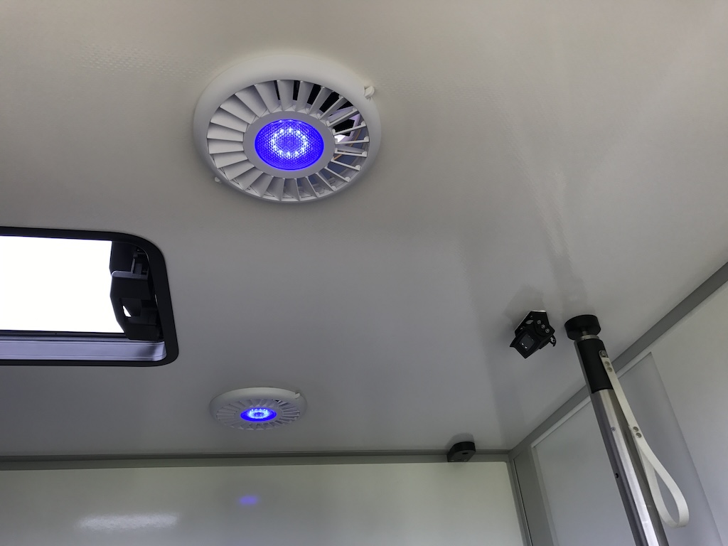 Renault Roelofsen Parados Smart 2-Pferdetransporter Automatik 170 PS 3,5to. Mautfrei LKW