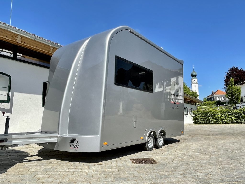 RJH Wohnanhänger mit großer Heckgarage WC Dusche Wohnwagen - Vorführer