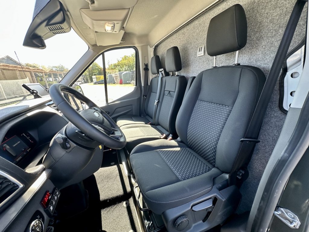 Ford Roelofsen Parados Sport 2-Pferdetransporter Automatik Neu - sofort verfügbar!