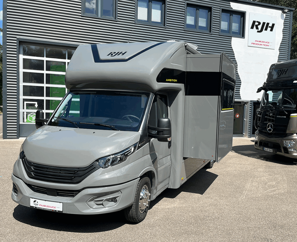 RJH "Ambition Style" Reisemobil mit Slide-Out und großer Heckgarage