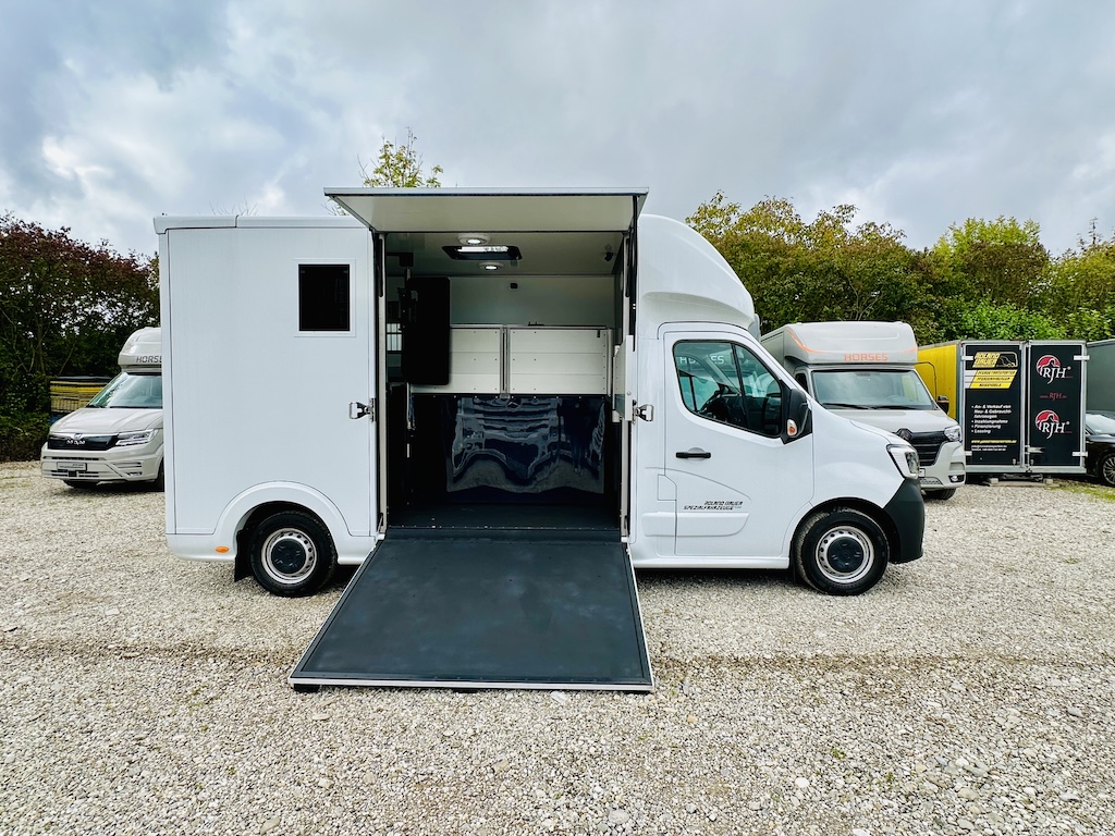 Renault Roelofsen Yorse 2-Pferdetransporter 3,5to. 165PS mautfrei hohe Zuladung LKW NEU