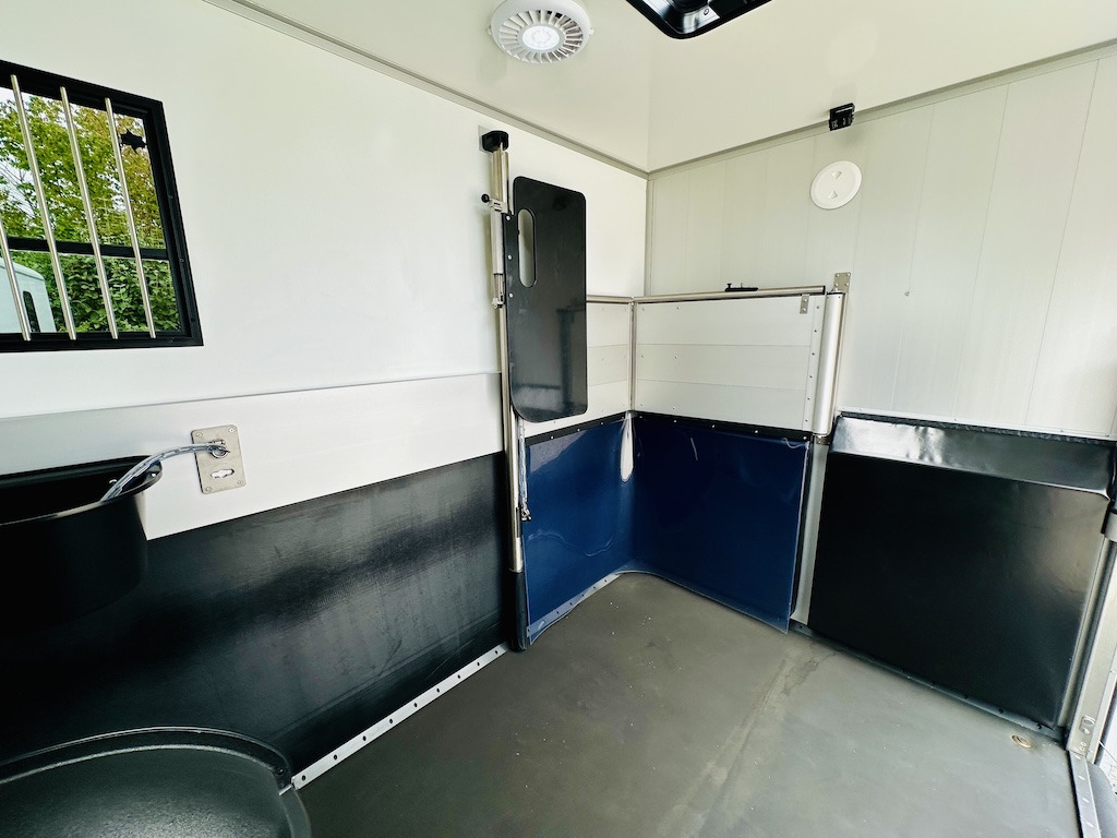 Renault Roelofsen Yorse 2-Pferdetransporter 3,5to. 165PS mautfrei hohe Zuladung LKW NEU