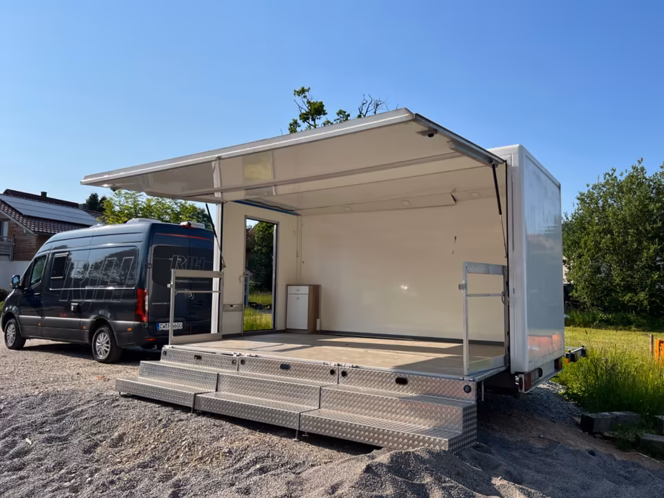 Messeanhänger Steinsberger Promotion Messe Stand klappbar Verkauf