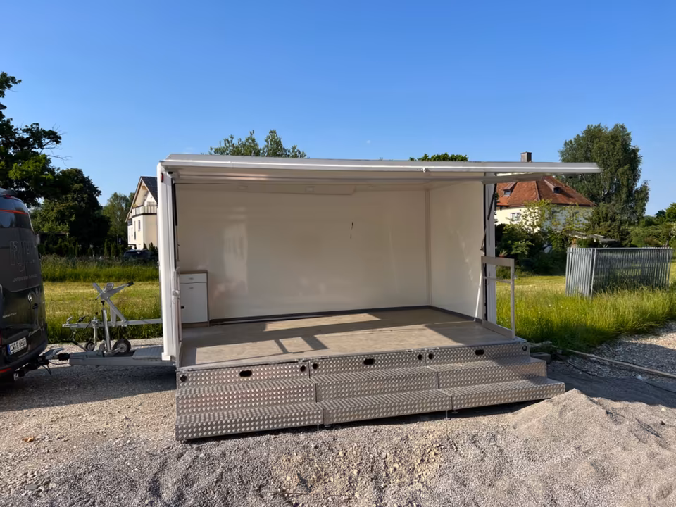 Messeanhänger Steinsberger Promotion Messe Stand klappbar Verkauf