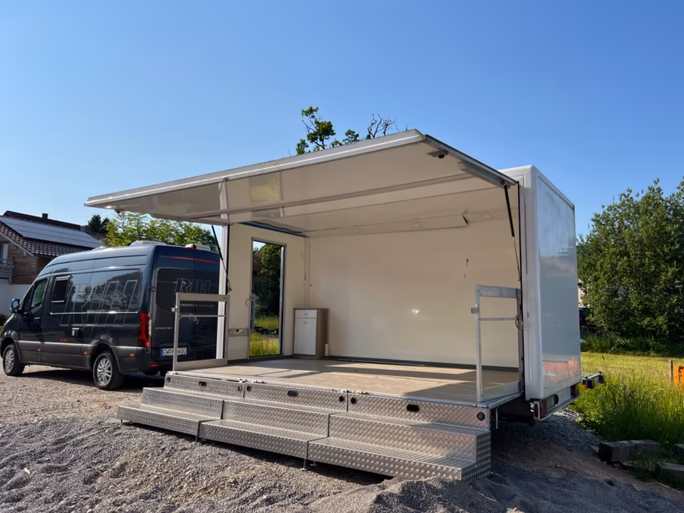 Messeanhänger Steinsberger Promotion Messe Stand klappbar Verkauf