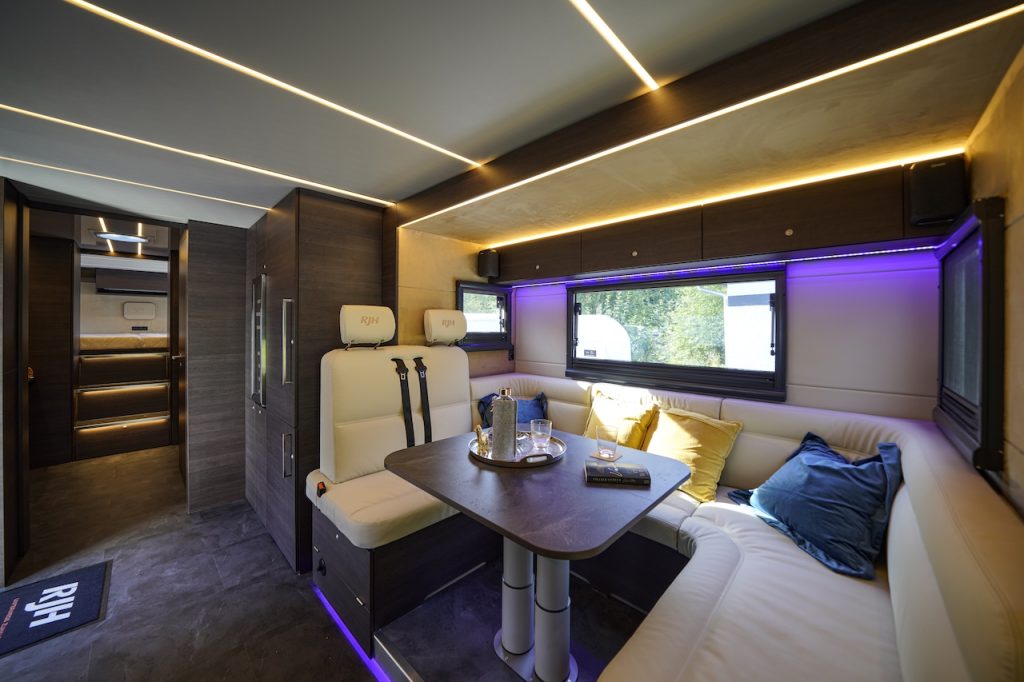 Mercedes-Benz Actros 1846 RJH Excellence Luxus Reisemobil LKW