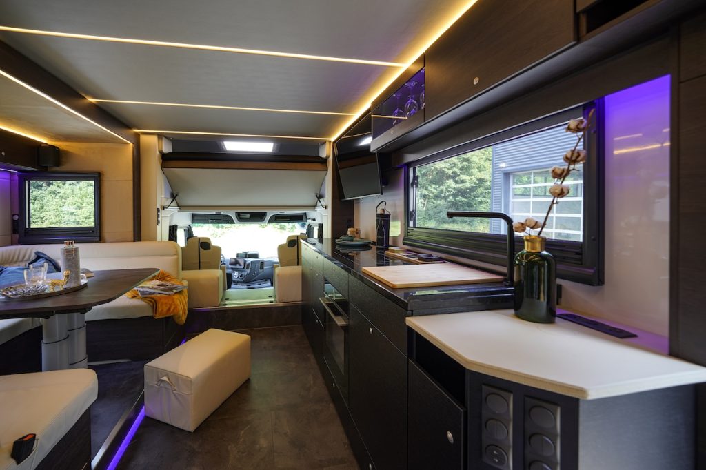 Mercedes-Benz Actros 1846 RJH Excellence Luxus Reisemobil LKW