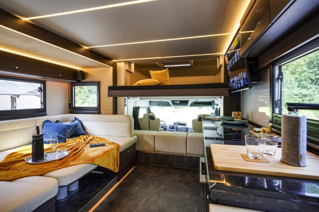 Mercedes-Benz Actros 1846 RJH Excellence Luxus Reisemobil LKW