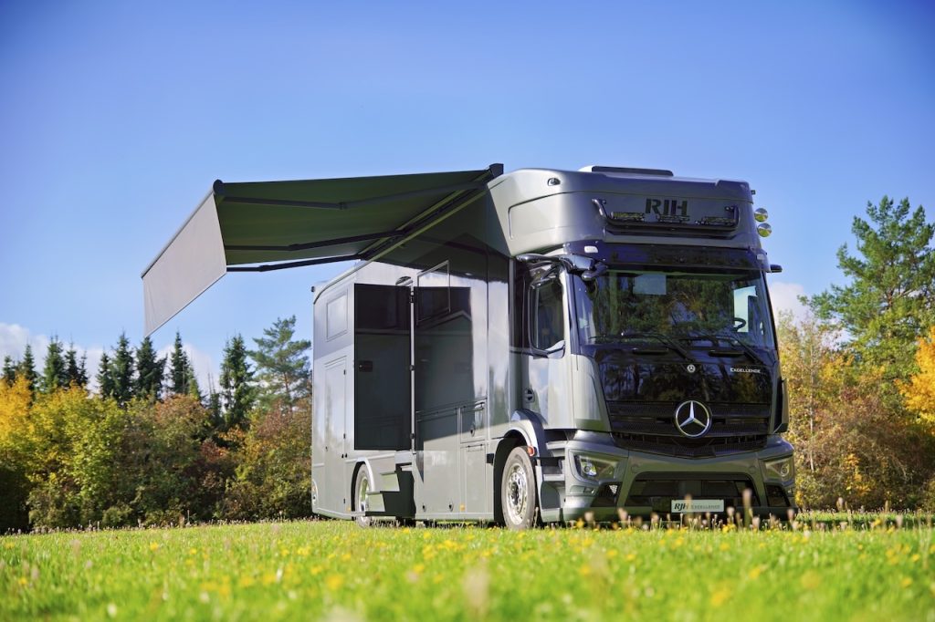 Mercedes-Benz Actros 1846 RJH Excellence Luxus Reisemobil LKW