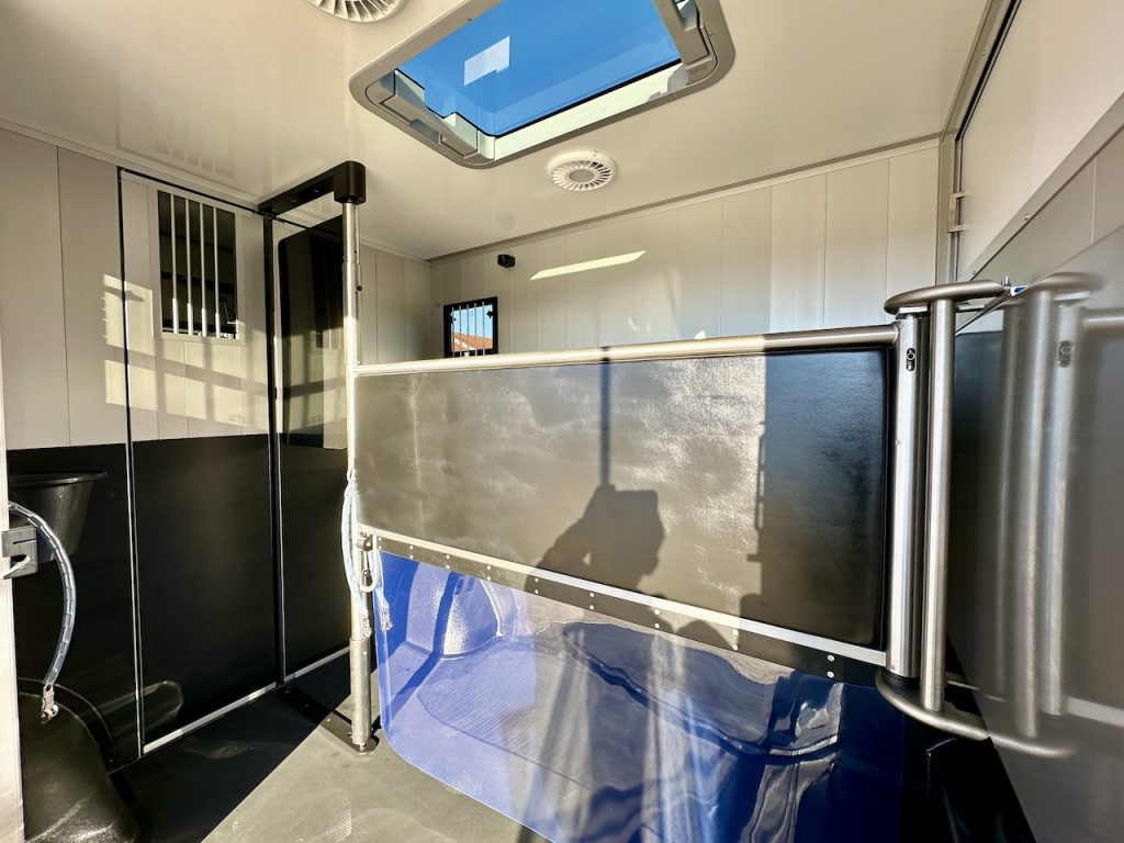 Ford Roelofsen Parados Sport 2-Pferdetransporter - Final Deluxe Edition - Automatik - Sofort verfügbar!