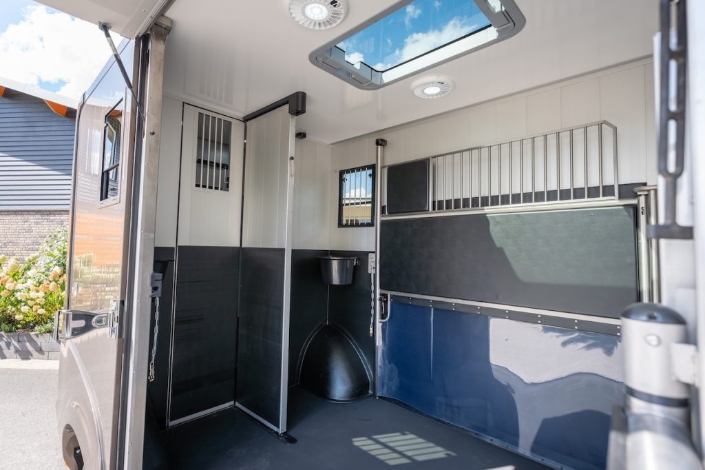 Ford Roelofsen Parados Sport 2-Pferdetransporter - Final Deluxe Edition - Automatik - Sofort verfügbar!