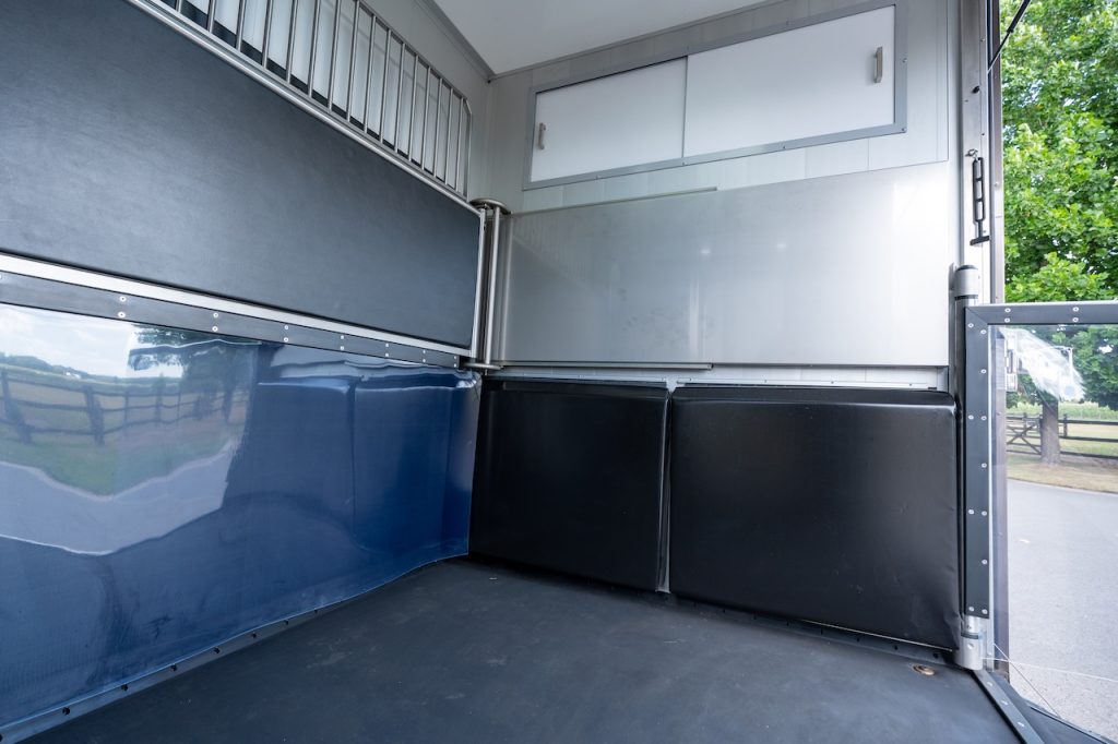 Ford Roelofsen Parados Sport 2-Pferdetransporter - Final Deluxe Edition - Automatik - Sofort verfügbar!