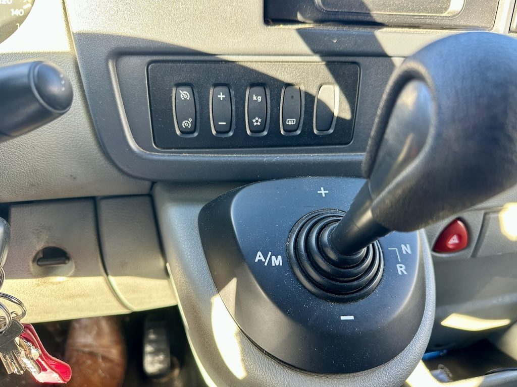 Renault Master Böckmann 2-Pferdetransporter Compact Automatik