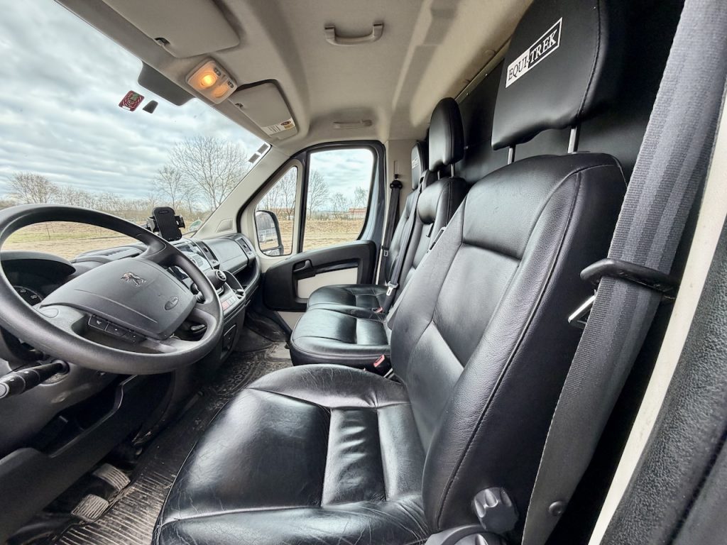 Peugeot Boxer Equitrek Sonic 2-Pferdetransporter LKW - Gebrauchtfahrzeug im Kundenauftrag