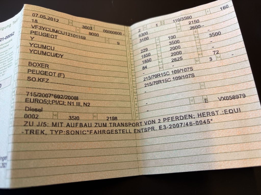 Peugeot Boxer Equitrek Sonic 2-Pferdetransporter LKW - Gebrauchtfahrzeug im Kundenauftrag