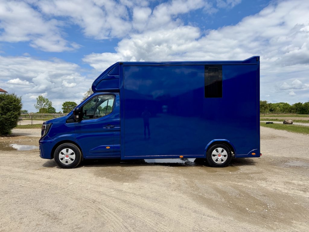 Renault Master RJH Sport 2-Pferdetransporter - neues Modell mit Automatik - sofort verfügbar!