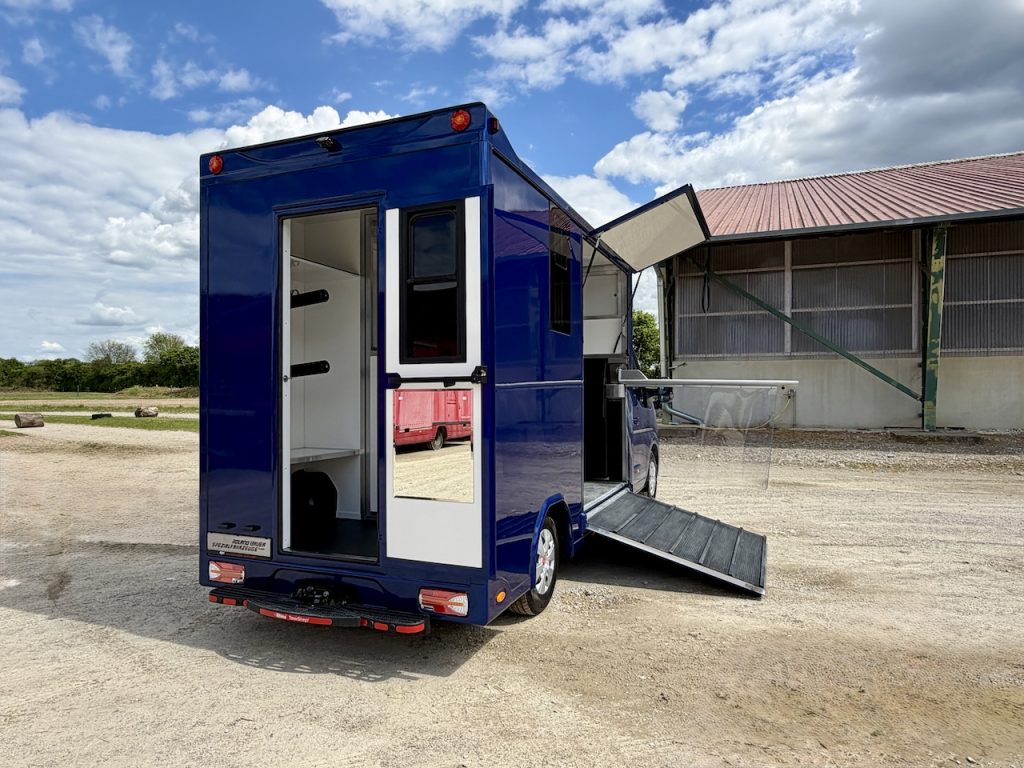 Renault Master RJH Sport 2-Pferdetransporter - neues Modell mit Automatik - sofort verfügbar!