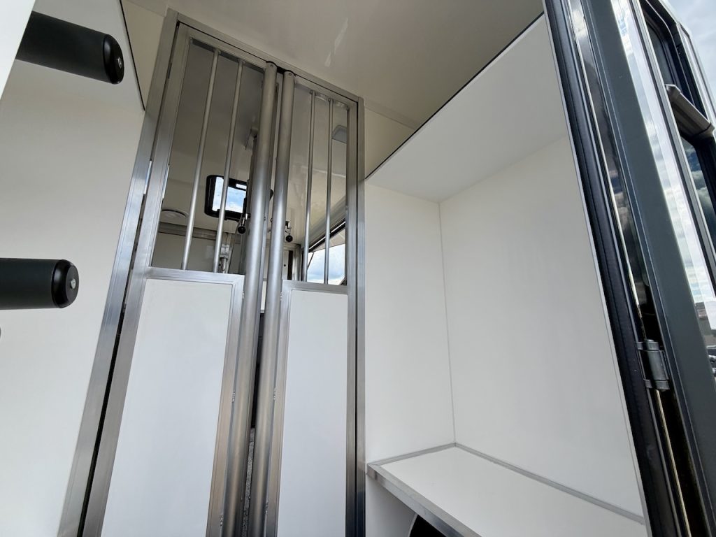 Renault Master RJH Sport 2-Pferdetransporter - neues Modell mit Automatik - sofort verfügbar!