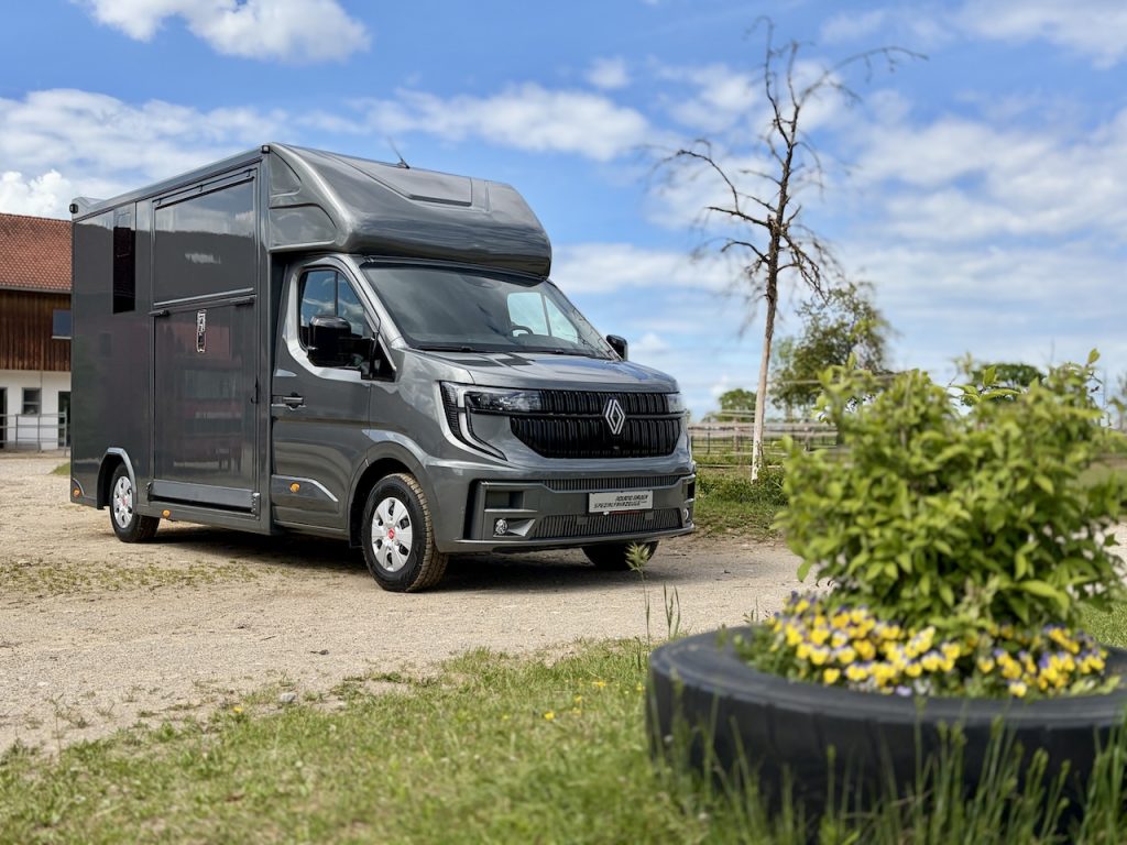 Renault Master RJH Sport 2-Pferdetransporter - neues Modell mit Automatik - sofort verfügbar!