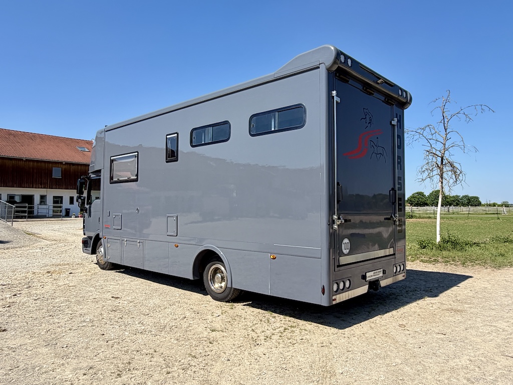 MAN TGL 8.180 Pferdetransporter 4 Pferde Wohnkabine Automatik WC Dusche LKW - Top Gebrauchtfahrzeug