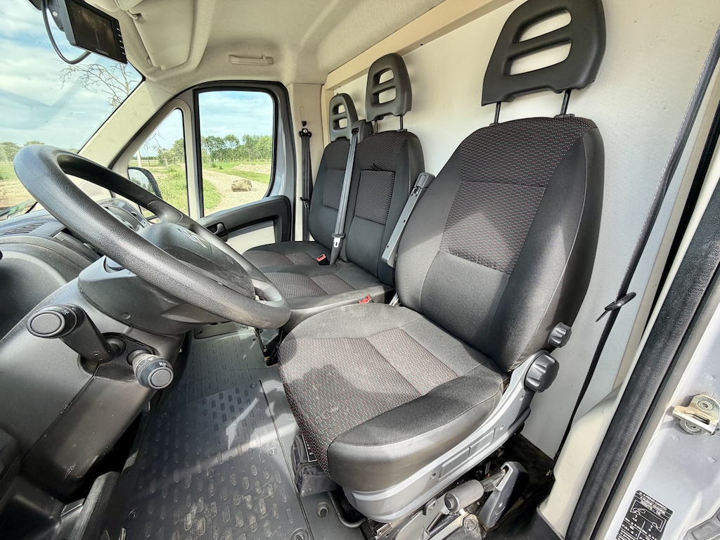 Citroen Jumper 2-Pferdetransporter Gebrauchtfahrzeug 3-Sitzer