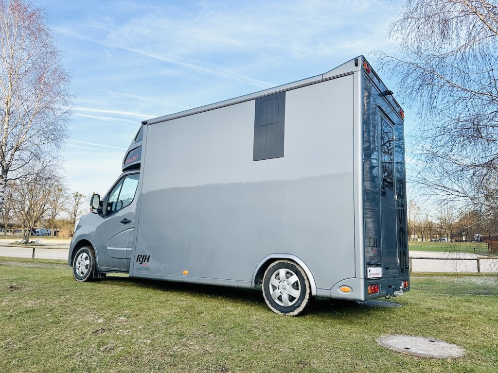 Renault Master RJH Sport 2-Pferdetransporter Schaltgetriebe - Top Gebrauchtfahrzeug