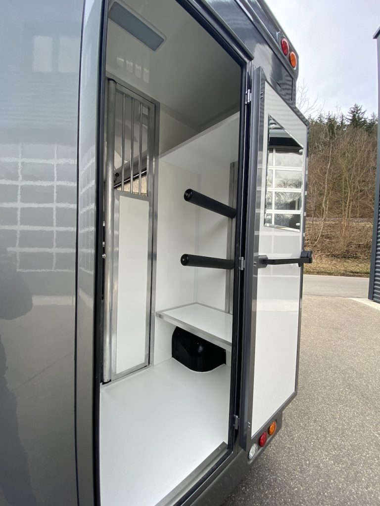 Renault Master RJH Sport 2-Pferdetransporter Schaltgetriebe - Top Gebrauchtfahrzeug