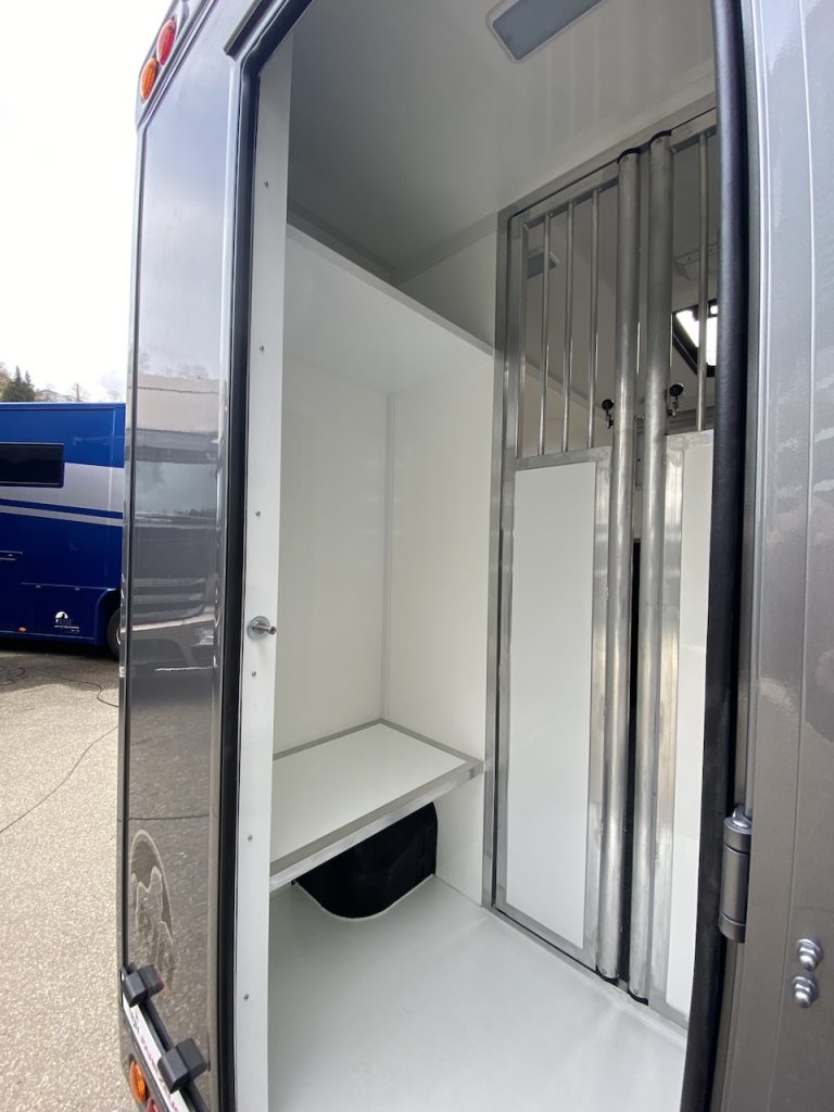Renault Master RJH Sport 2-Pferdetransporter Schaltgetriebe - Top Gebrauchtfahrzeug