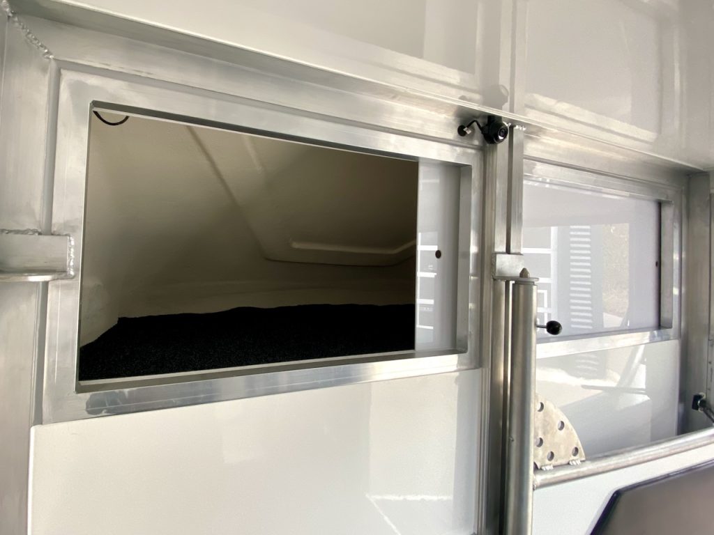 Renault Master RJH Sport 2-Pferdetransporter Schaltgetriebe - Top Gebrauchtfahrzeug