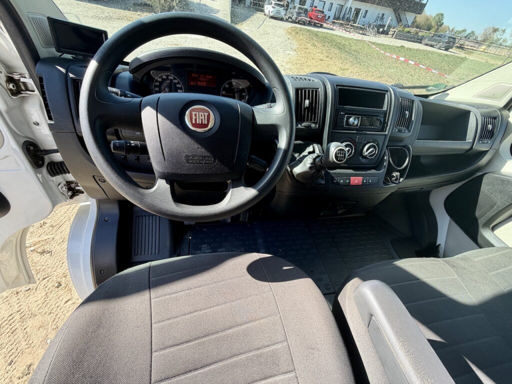 FIAT Ducato Honorio 2-Pferdetransporter Schaltgetriebe 3-Sitzer - Gebrauchtfahrzeug