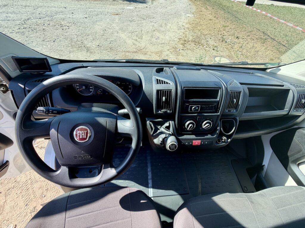 FIAT Ducato Honorio 2-Pferdetransporter Schaltgetriebe 3-Sitzer - Gebrauchtfahrzeug