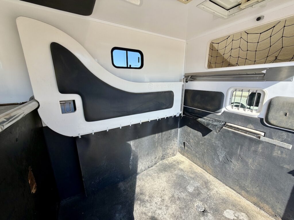 FIAT Ducato Honorio 2-Pferdetransporter Schaltgetriebe 3-Sitzer - Gebrauchtfahrzeug