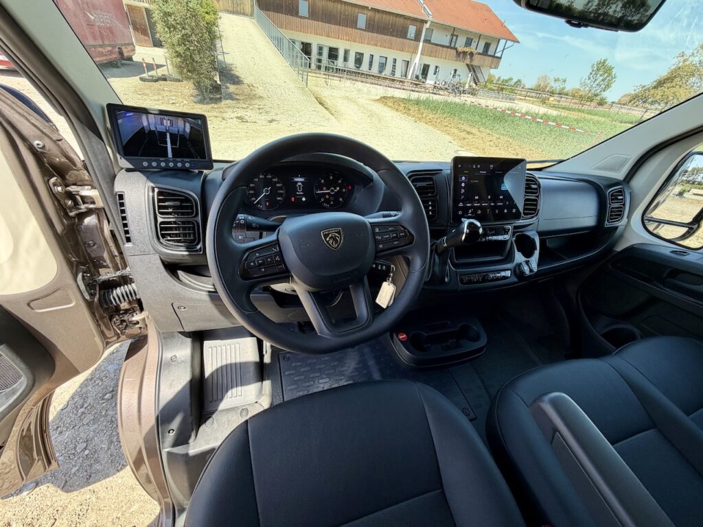 FIAT Ducato Vantis 2-Pferdetransporter Automatik - neuer Aufbau mit gebrauchtem Fahrgestell