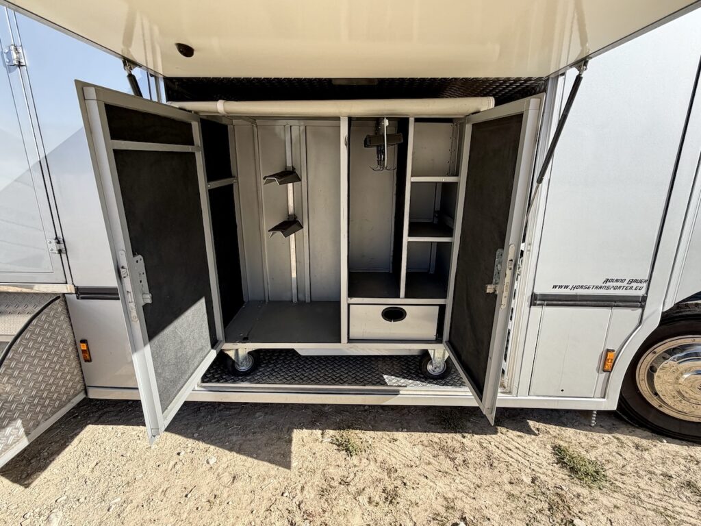 MAN 15.280 Gimmel 5 Pferdetransporter Wohnung WC Dusche LKW - Gebrauchtfahrzeug