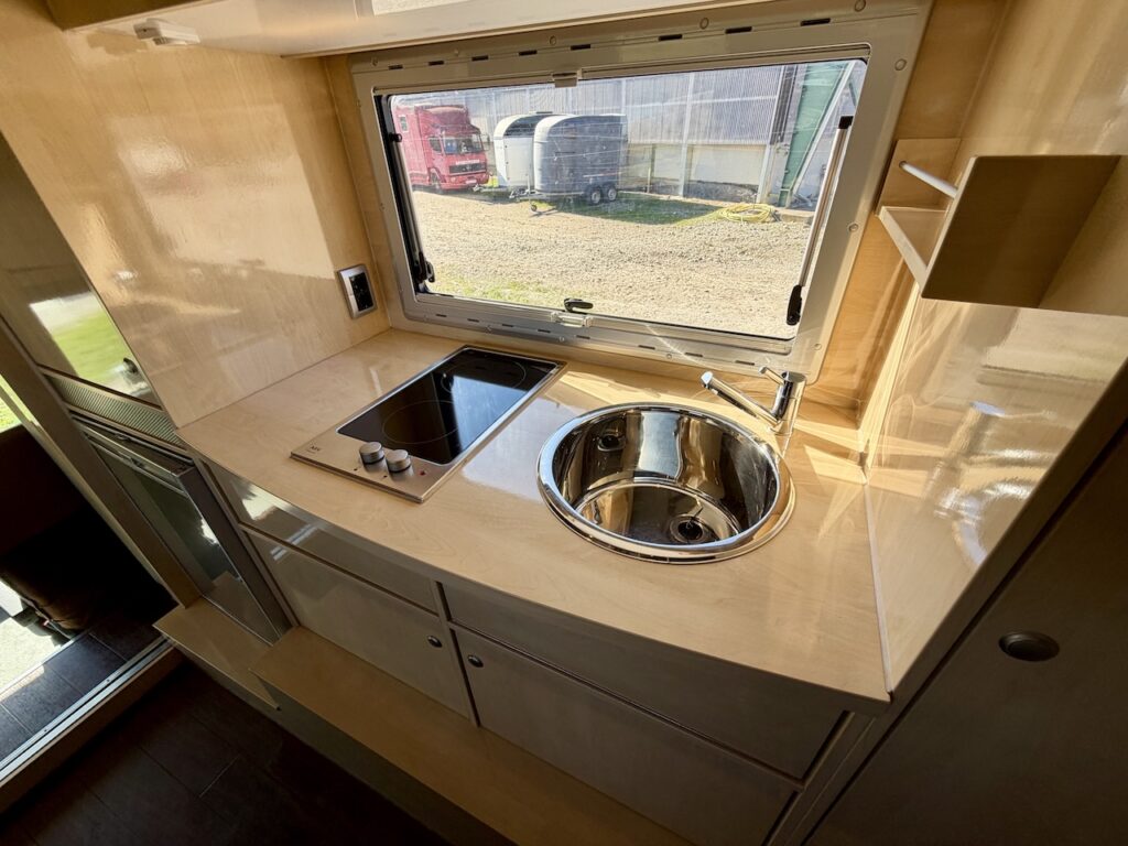 MAN 15.280 Gimmel 5 Pferdetransporter Wohnung WC Dusche LKW - Gebrauchtfahrzeug