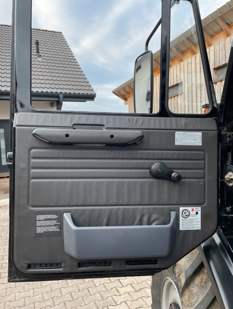 Mercedes-Benz Unimog U418 sehr gepflegter Zustand TÜV neu